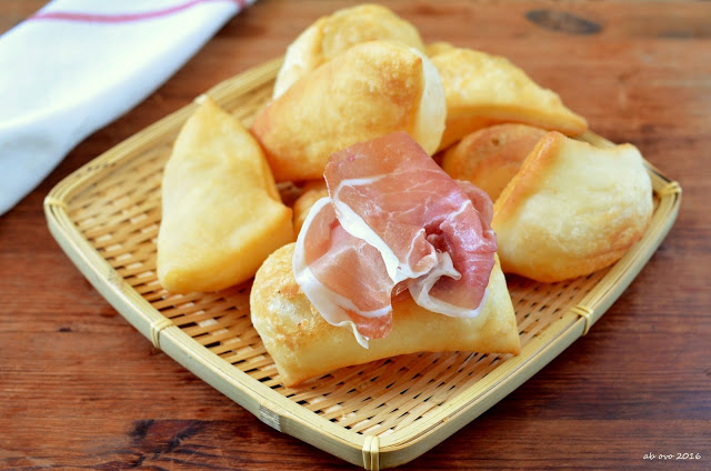 Crescentine Fritte: Ricetta Originale Dell'Emilia | Food Blog