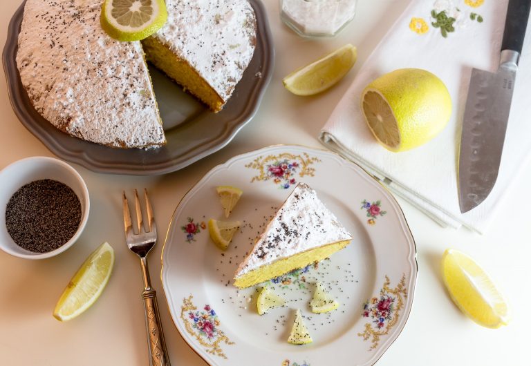 Torta al limone e yogurt senza glutine