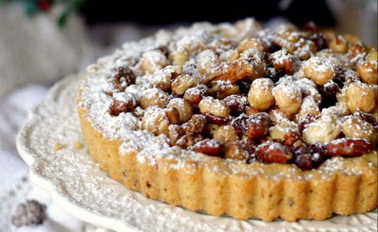 crostata di frutta secca vegan