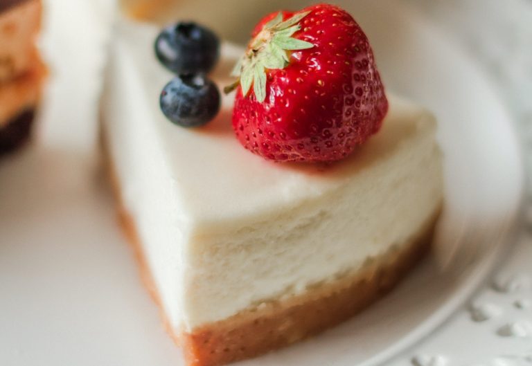 Cheesecake alle fragole senza cottura