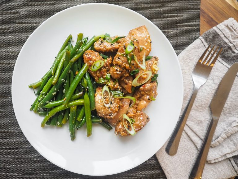 Pesce al curry e latte di cocco