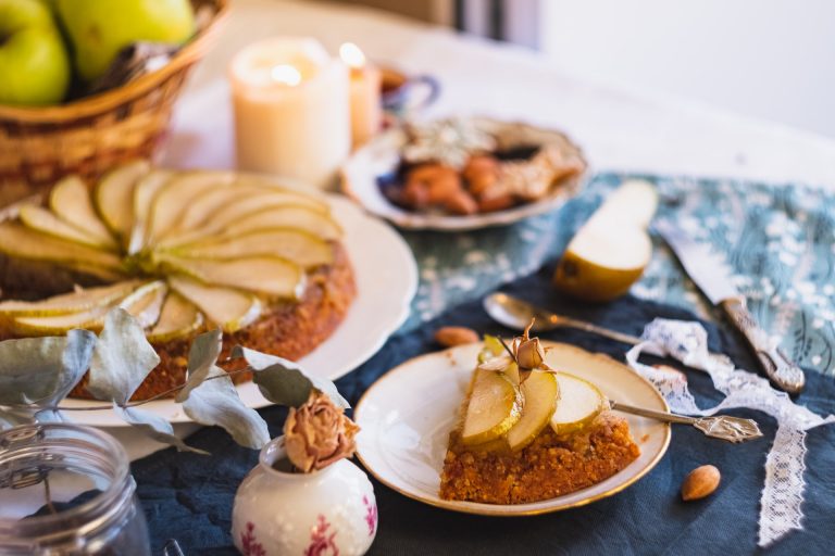 crostata di pere crema e cioccolato