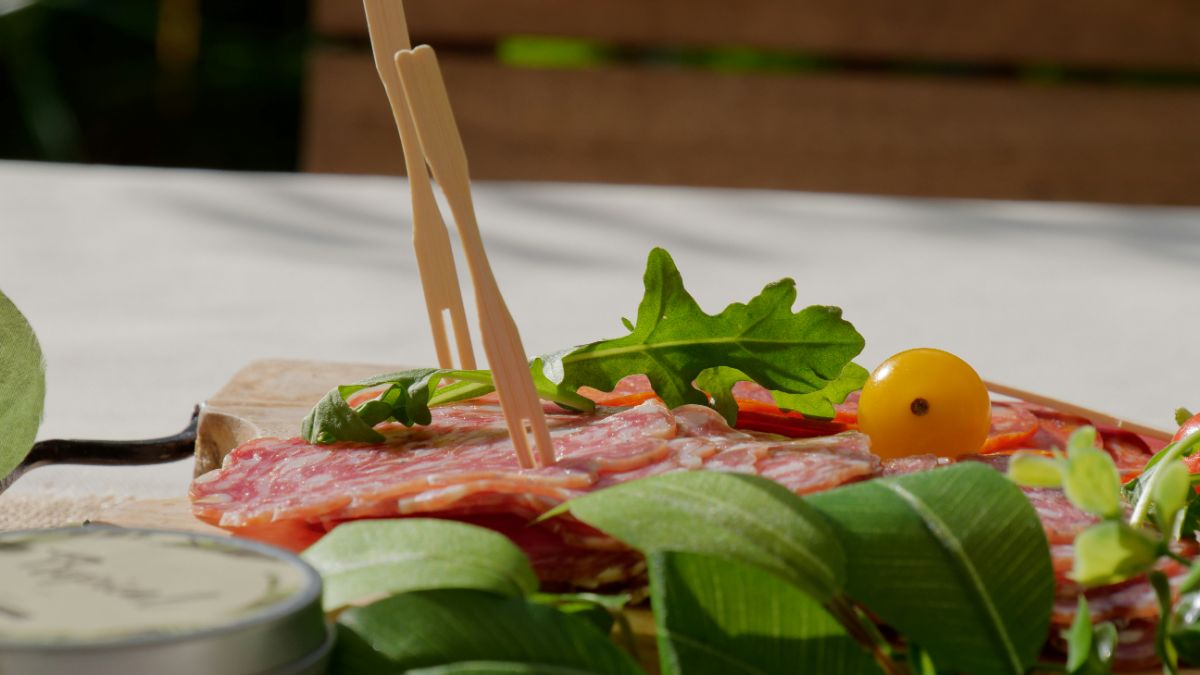 Cocktail e stuzzichini, aperitivo in casa