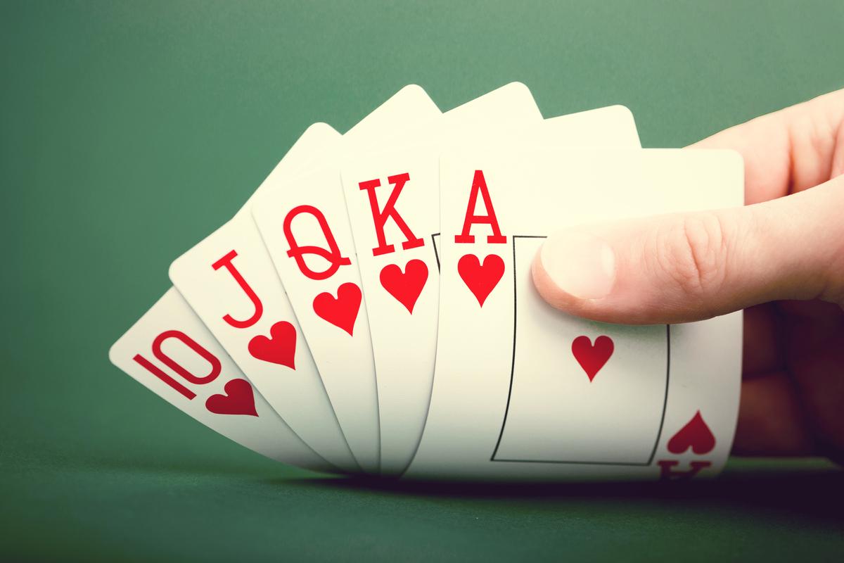 poker shutterstock 208485352 1